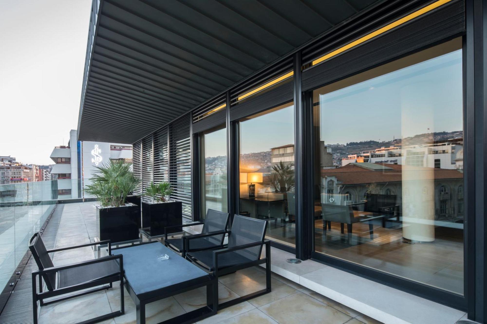 Key Hotel Izmir Rum bild